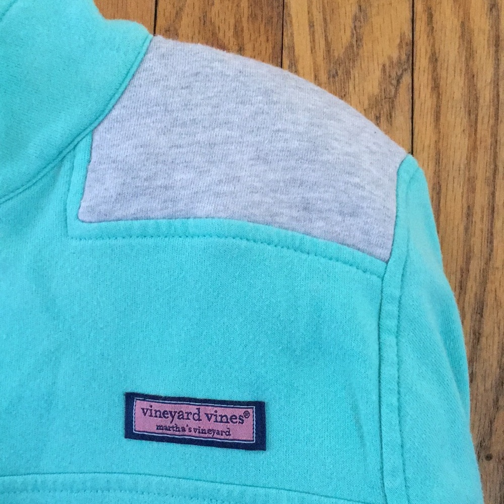 Vineyard Vines 1/4 zip sweatshirt